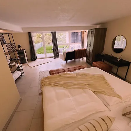 Layal Exclusive 2 Floor House With Terrace Nyaraló
