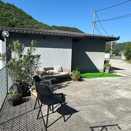 בית נופש Layal Exclusive 2 Floor House With Terrace Bihać