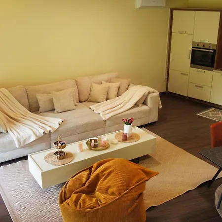 Layal Exclusive 2 Floor House With Terrace Nyaraló Bihać