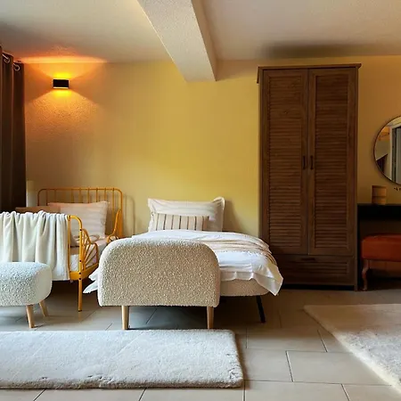 Nyaraló Layal Exclusive 2 Floor House With Terrace Bihać