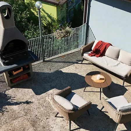 Nyaraló Layal Exclusive 2 Floor House With Terrace *